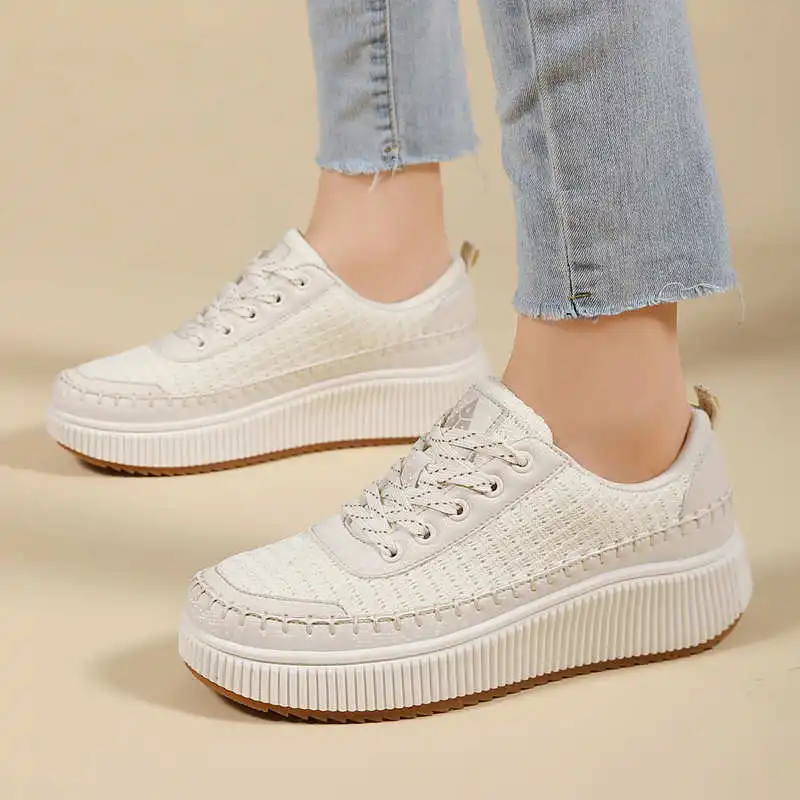 Sepatu kets flat wanita, sepat - Good Streetwear Brand ulasan dan harga