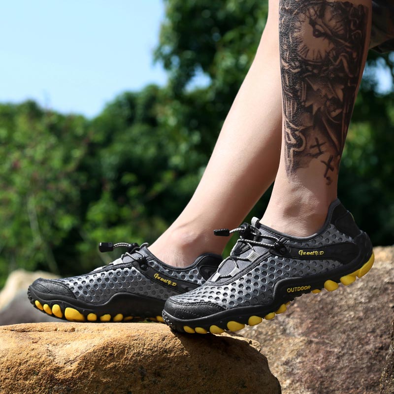 Trekking Gunung Sepatu Olahrag - Streetwear Brand From Japan ulasan dan harga