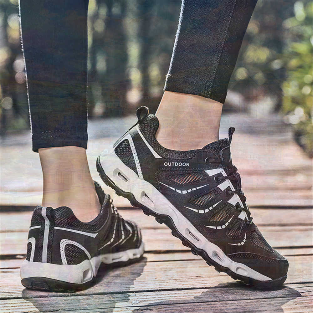 Sepatu Tenis Perak Ujung Bulat - Good Streetwear Brand ulasan dan harga
